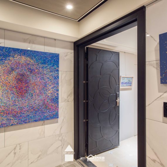 桃園36坪新成屋｜美式混搭新古典線板與水晶吊燈莊園宅 實景照片 2