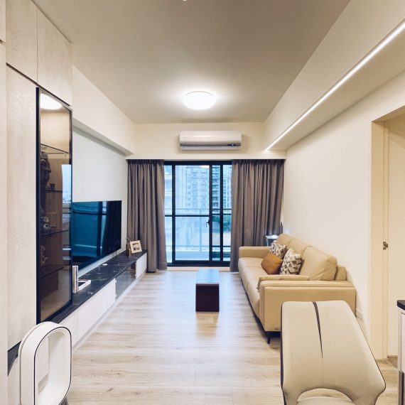 中壢24坪新成屋｜現代質感線型光帶與石紋餐邊櫃 實景照片 1